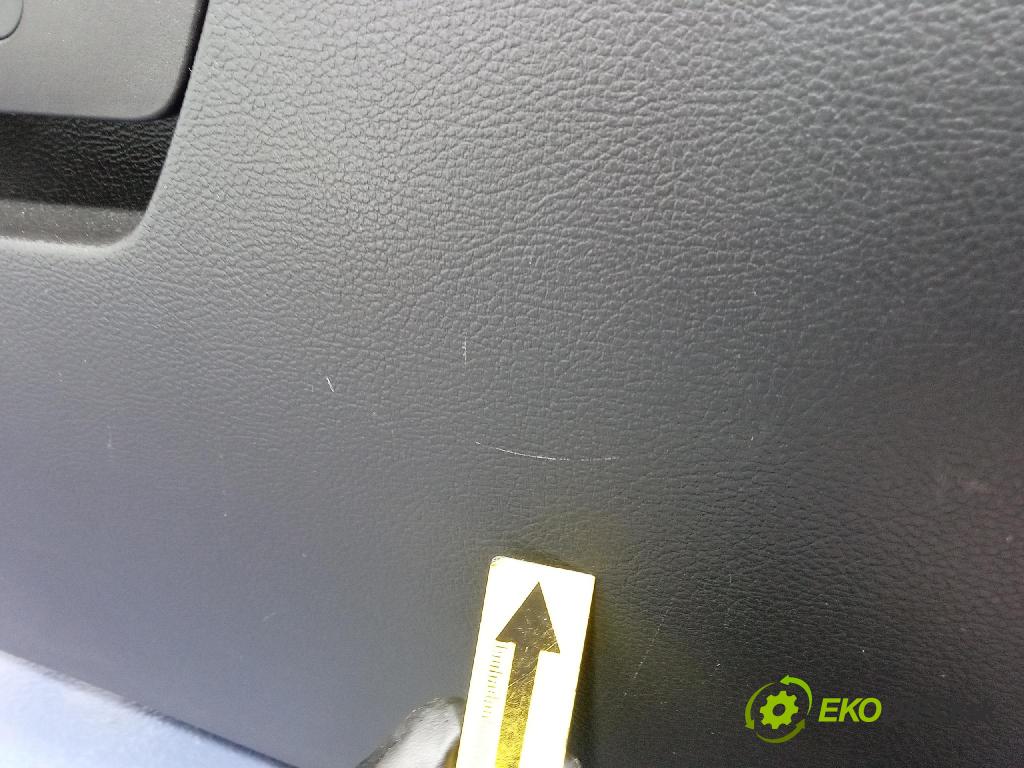 Ford Mondeo 2015 kastlík DS73-13570-A