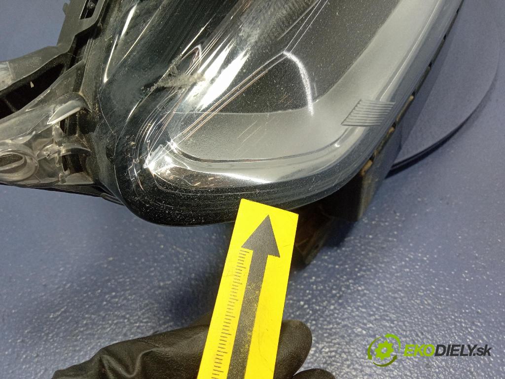 Ford Mondeo 2015 Reflektor: Vľavo: DS73-13W030-AE