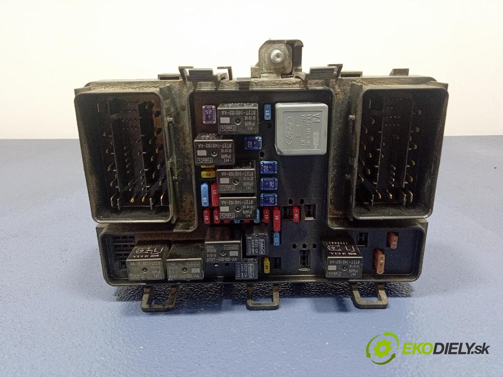 Ford Mondeo 2015 skrinka Poistky: FG9T14A067EB