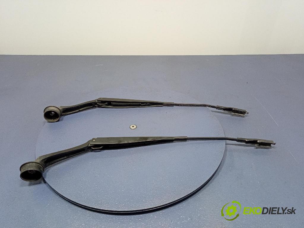 Ford Mondeo 2015 Rameno: Stierače: Predné DS7317B589