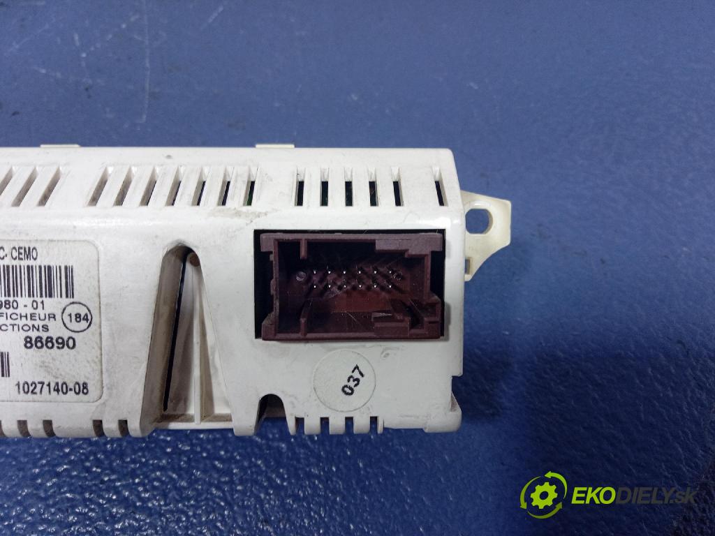 Peugeot 307 2005 Zobrazit: Rádio: / GPS 9657882980