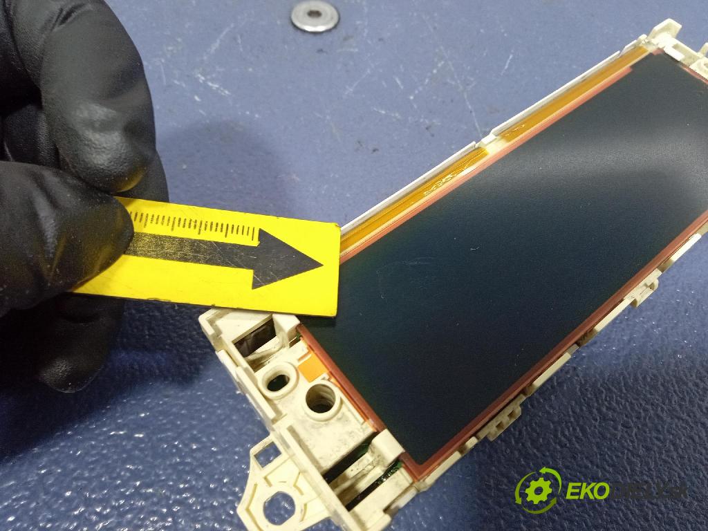 Peugeot 307 2005 Zobrazit: Rádio: / GPS 9657882980