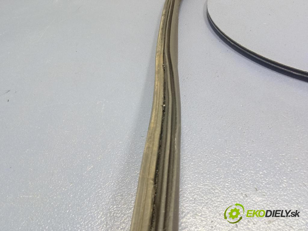 Ford Mondeo 2015 Těsnění: Kryty: kufra: 