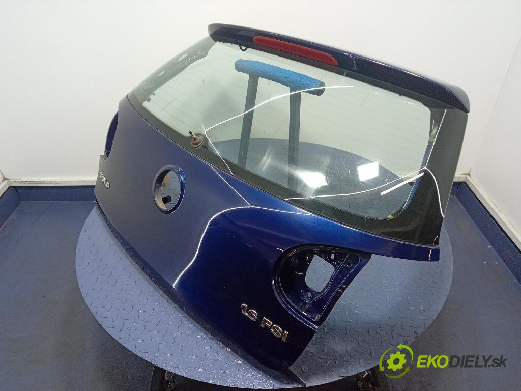 Vw Golf 2005 zadna dveře kufra: kufra: