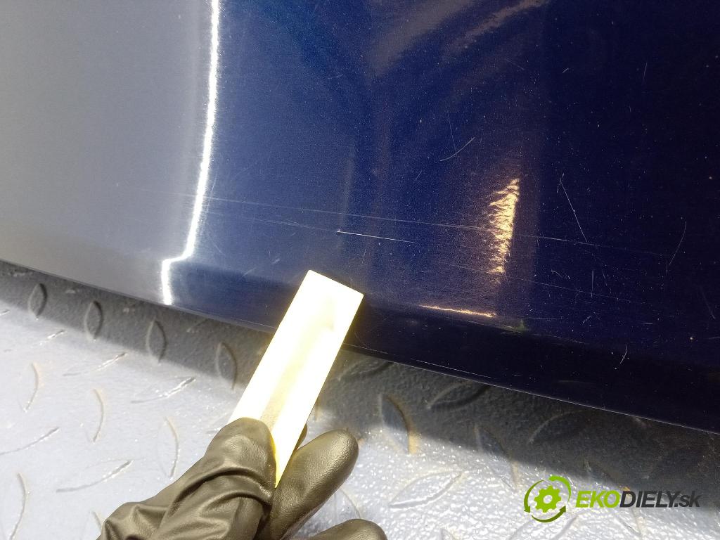 Vw Golf 2005 zadna dveře kufra: kufra: