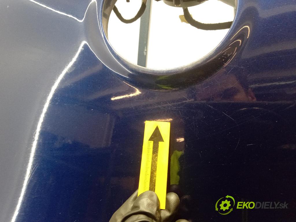 Vw Golf 2005 zadna dveře kufra: kufra: