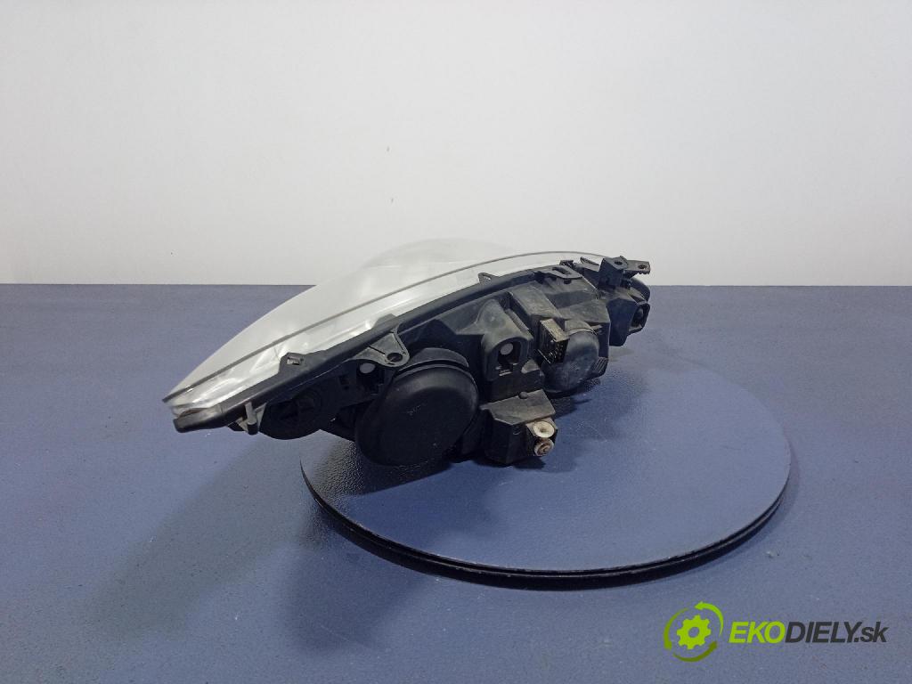 Peugeot 307 2005 Reflektor: Vľavo: 20-B224