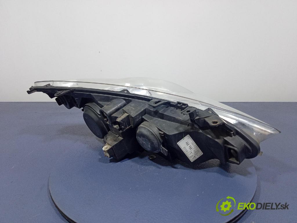 Peugeot 307 2005 Reflektor: Vľavo: 20-B224