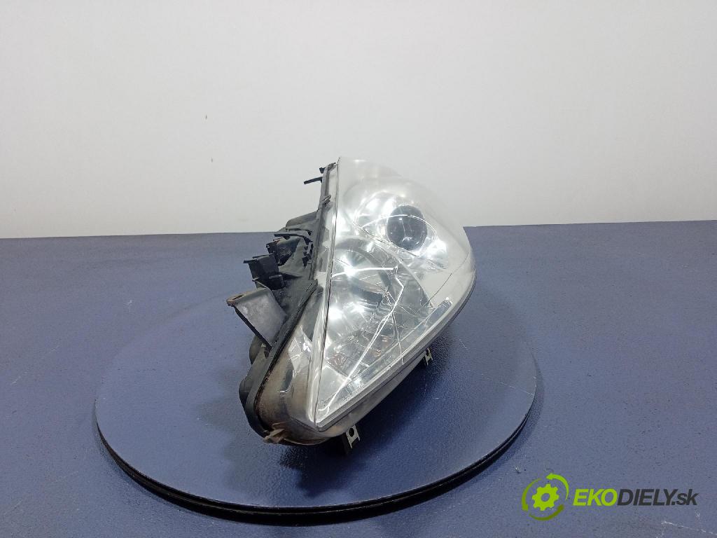 Peugeot 307 2005 Reflektor: Vľavo: 20-B224