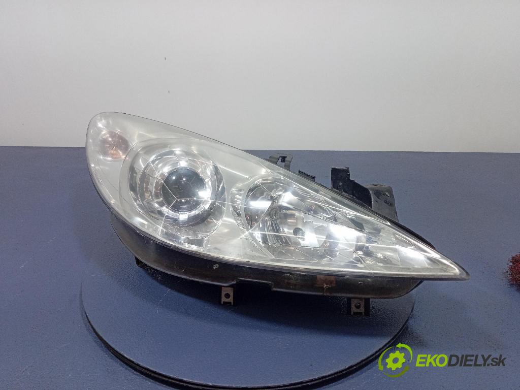 Peugeot 307 2005 Reflektor: v pravo: 20-B223