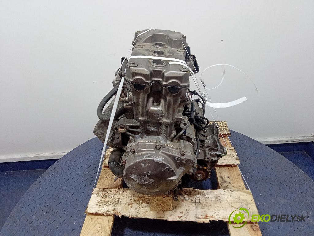 Honda Hornet 600 2000 motor Benzín PC25E