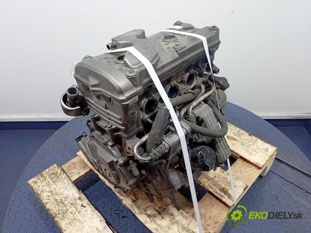 Honda Hornet 600 2000 motor Benzín PC25E