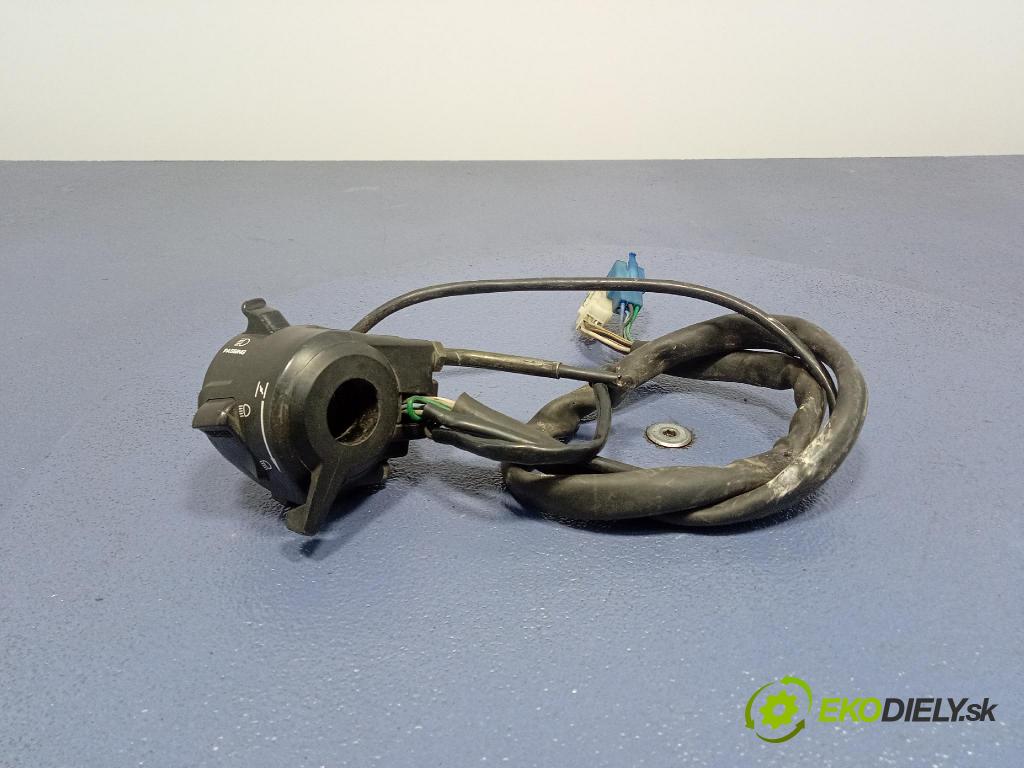 Honda Hornet 600 2000 prepínač