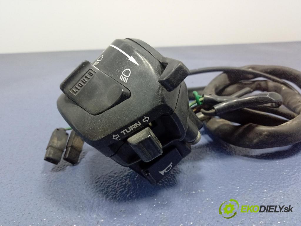 Honda Hornet 600 2000 prepínač 