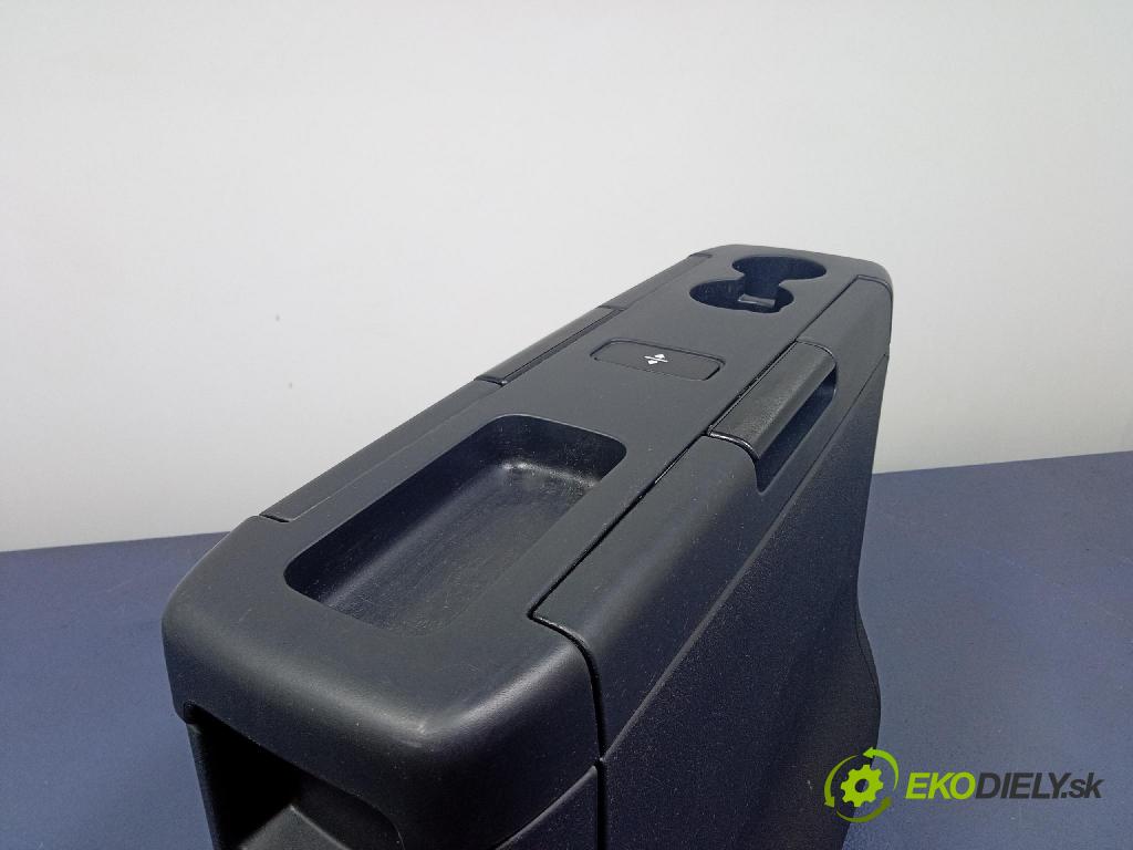 Mercedes Viano 0 tunel Stredný: A6398160601