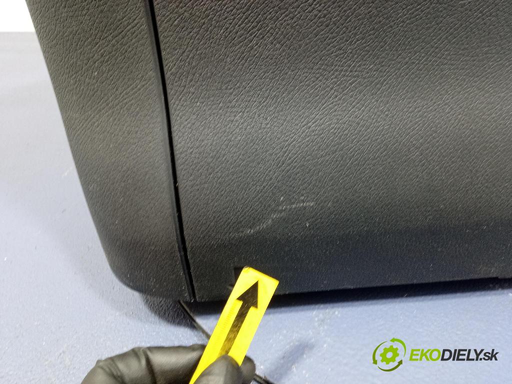 Mercedes Viano 0 tunel Stredný: A6398160601