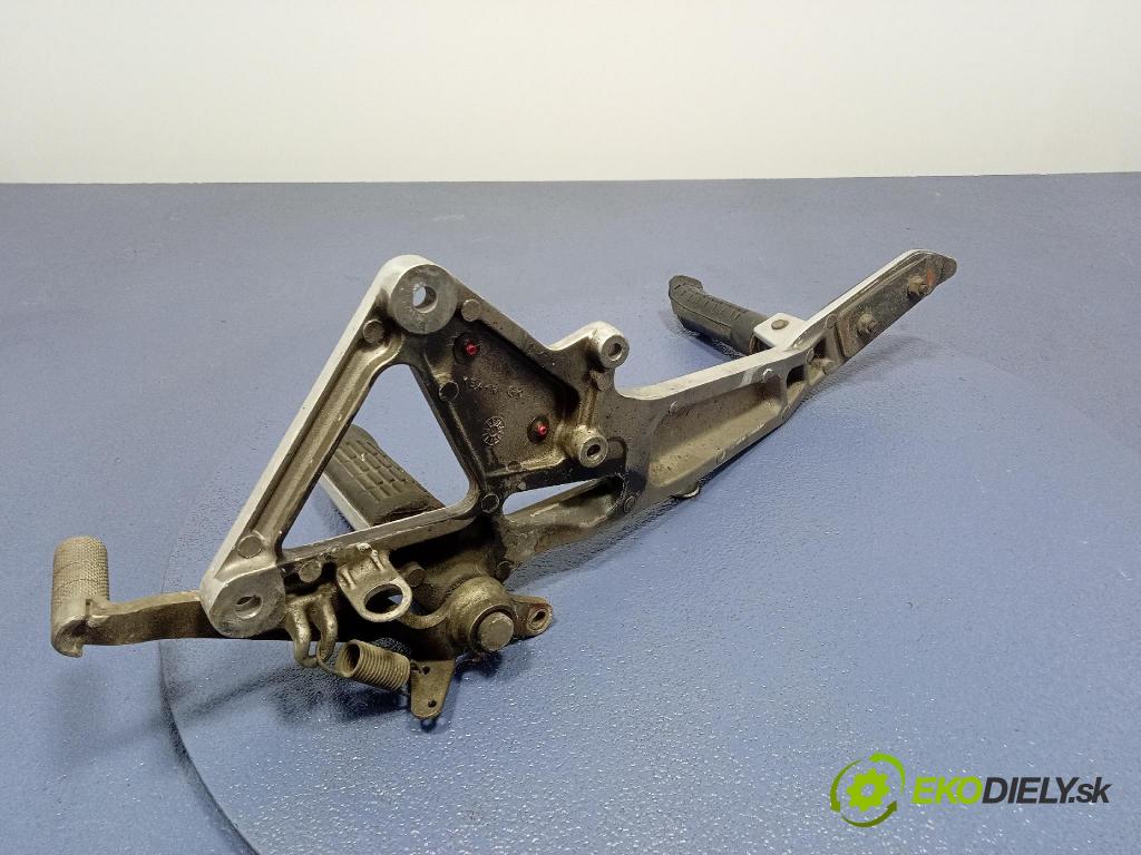 Honda Hornet 600 2000 Páka: Brzda: Ručná: