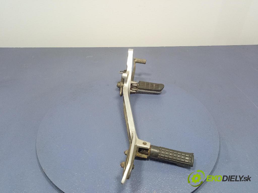 Honda Hornet 600 2000 Páka: Brzda: Ručná: