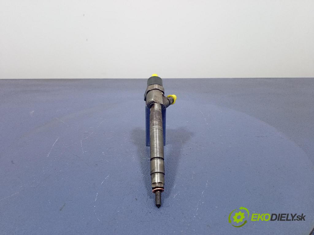 Mercedes Sprinter 1995 vstřikovač A6110700687