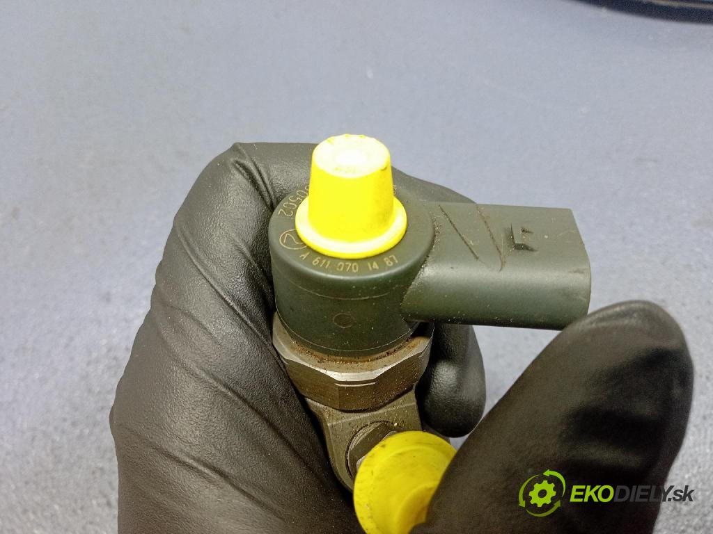 Mercedes Sprinter 1995 vstřikovač A6110701487