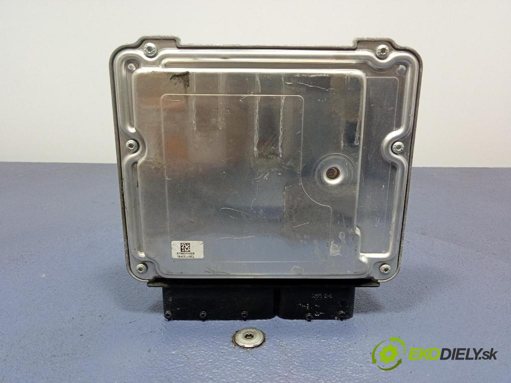 Vw Golf 2005 riadiaca jednotka Motor: 03C906056CF