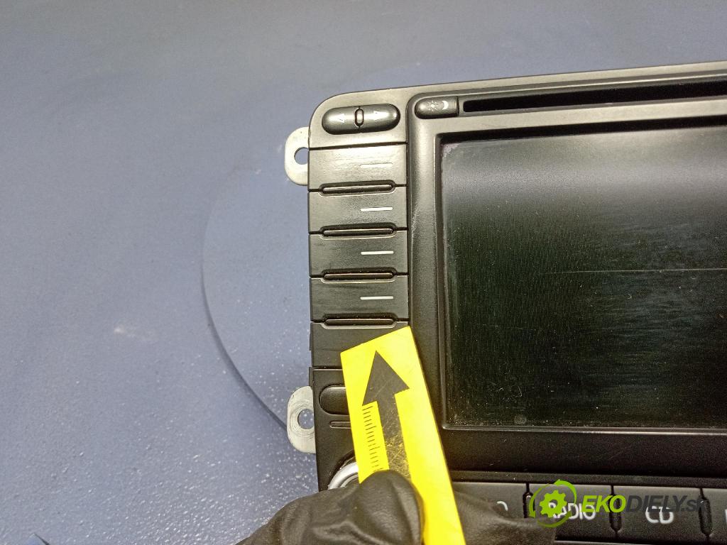 Vw Golf 2005 Radio I Navigácia: 1K0035198B