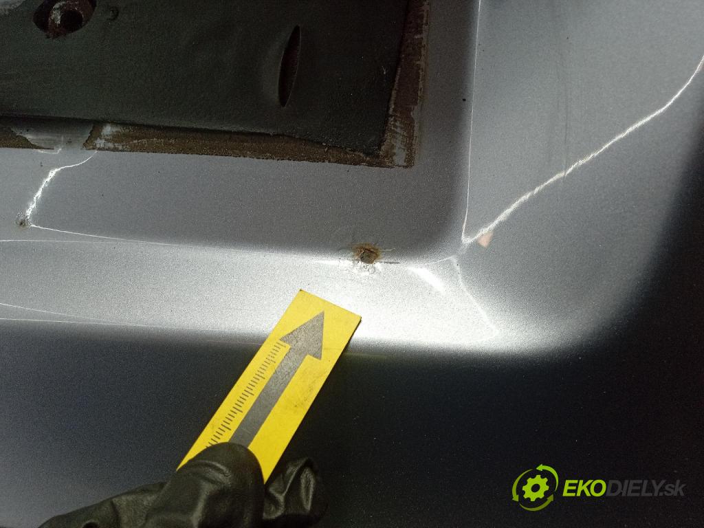 Audi A3 2004 zadna dveře kufra: kufra: