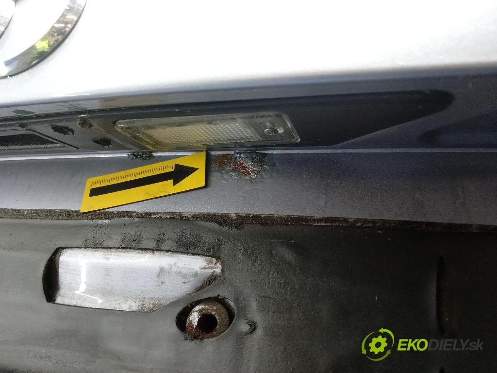 Audi A3 2004 zadna dveře kufra: kufra: