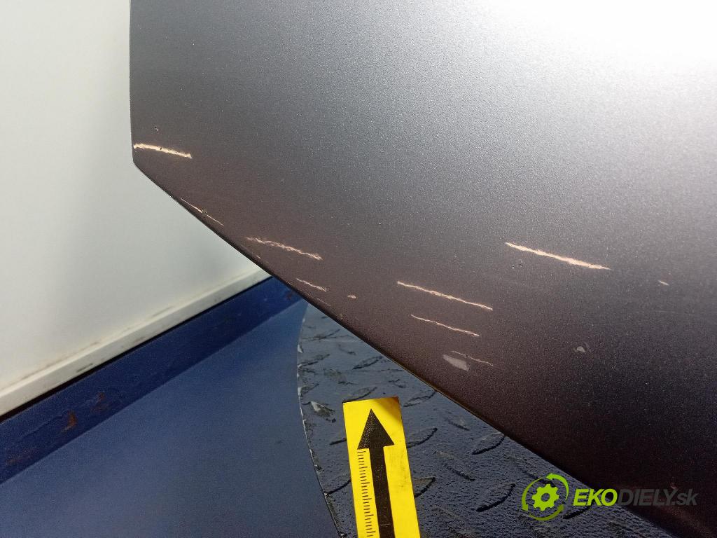 Audi A3 2004 kapota přední: