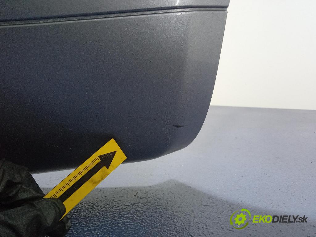 Audi A3 2004 nárazník Predné