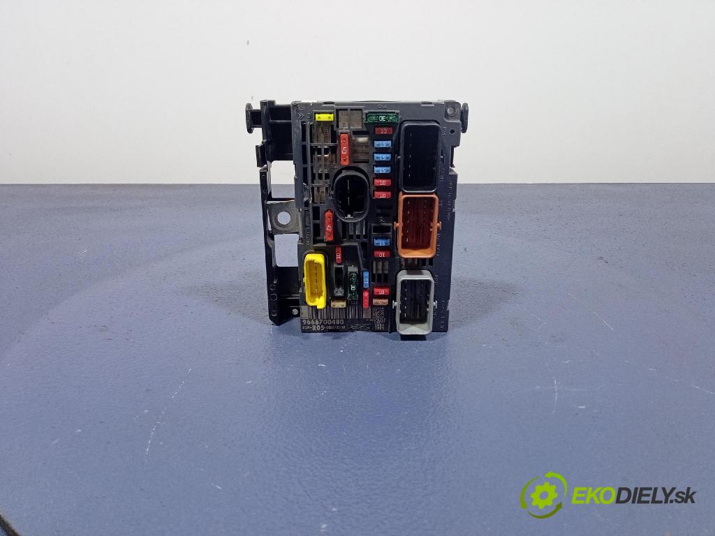 Peugeot 308 2010 skříňka Pojistky 9666700480