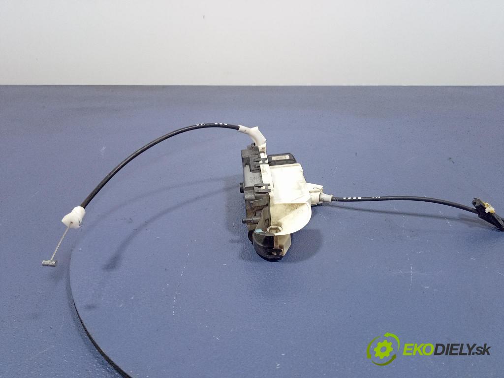 Peugeot 308 2010 zámok dvere Predné Vľavo: PSA567148