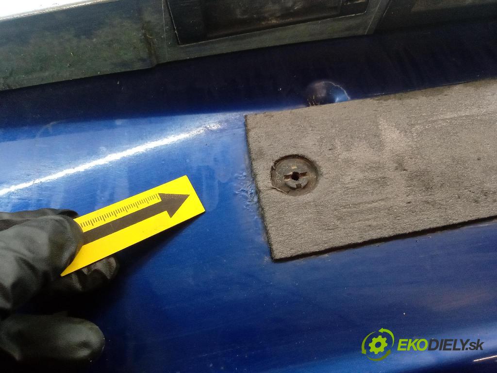 Opel Zafira 2006 zadna dveře kufra: kufra: