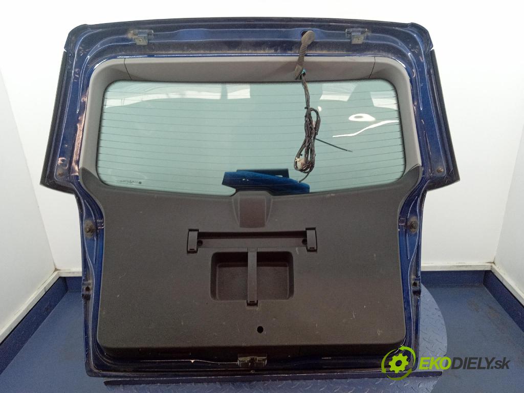 Opel Zafira 2006 zadna dveře kufra: kufra: 