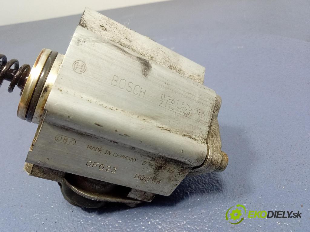 Audi A3 2004 čerpadlo Injekcia: 06D127026J