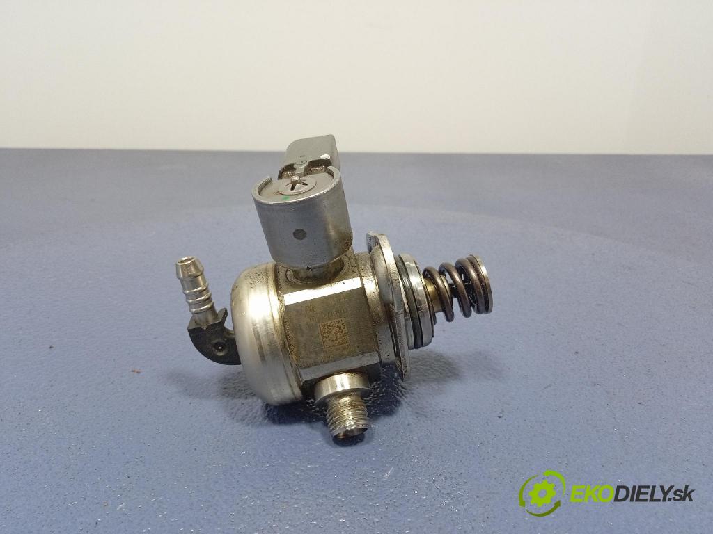 Vw Golf 0 čerpadlo Injekcia: 04E127025D