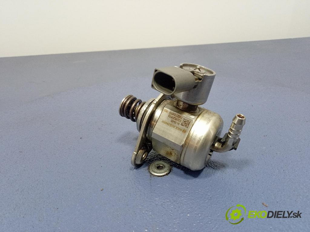 Vw Golf 0 čerpadlo Injekcia: 04E127025D