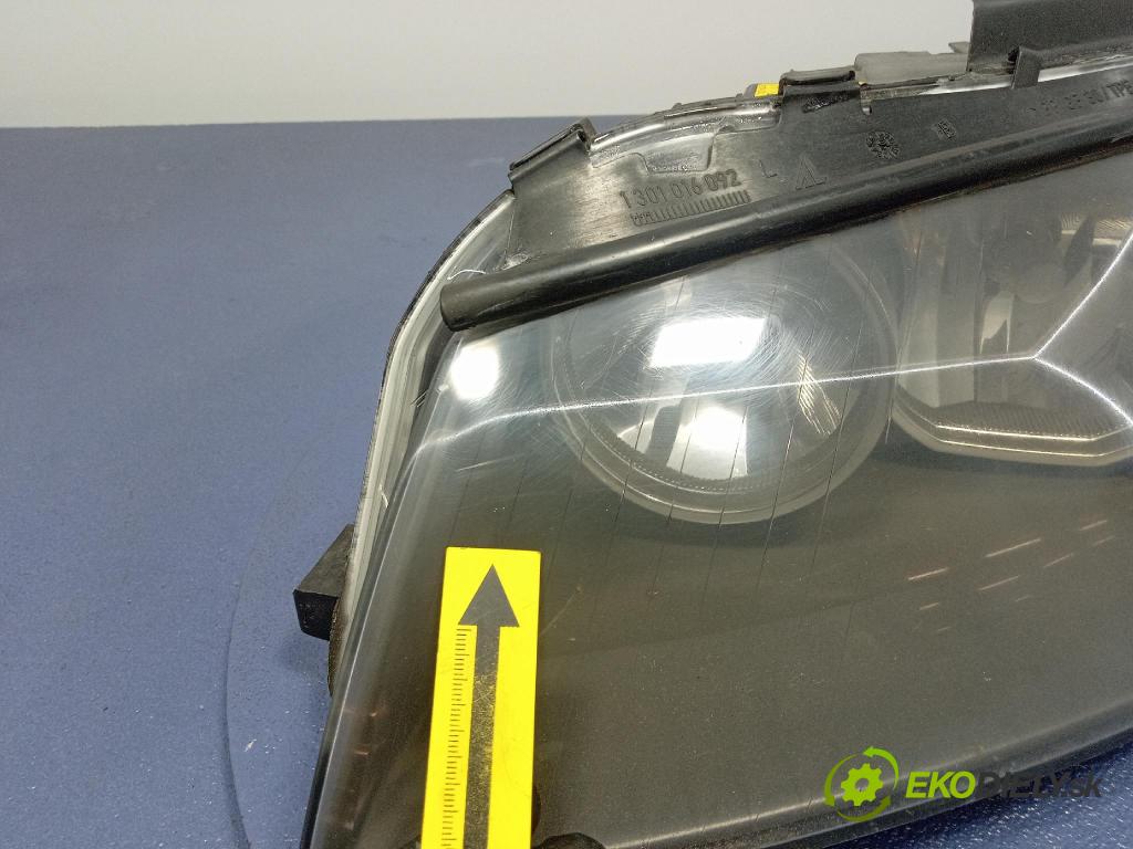 Audi A3 2004 Reflektor: Vľavo: 8P0941003A