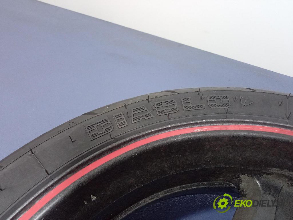 Honda Hornet 600 2000 Ráfiky: Hlinikové: Pneumatiky: