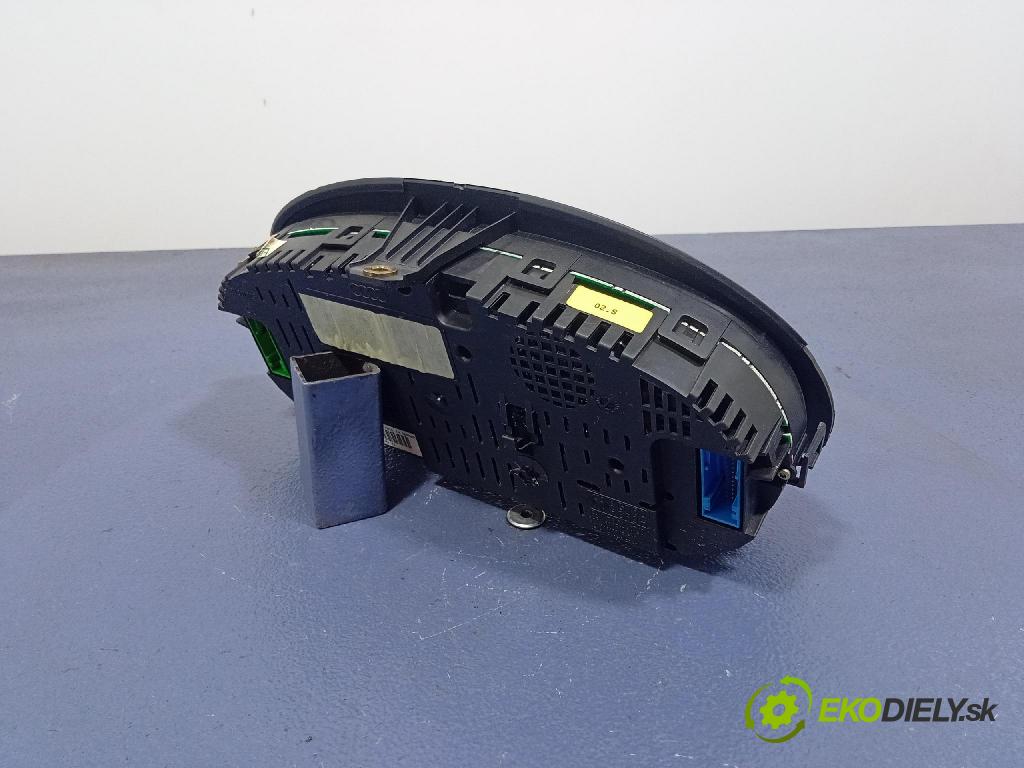 Audi A2 2000 prístrojovka/ budíky 8Z0920900G