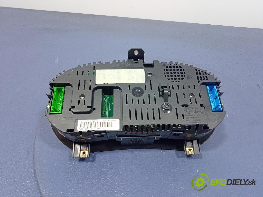 Audi A2 2000 prístrojovka/ budíky 8Z0920900G