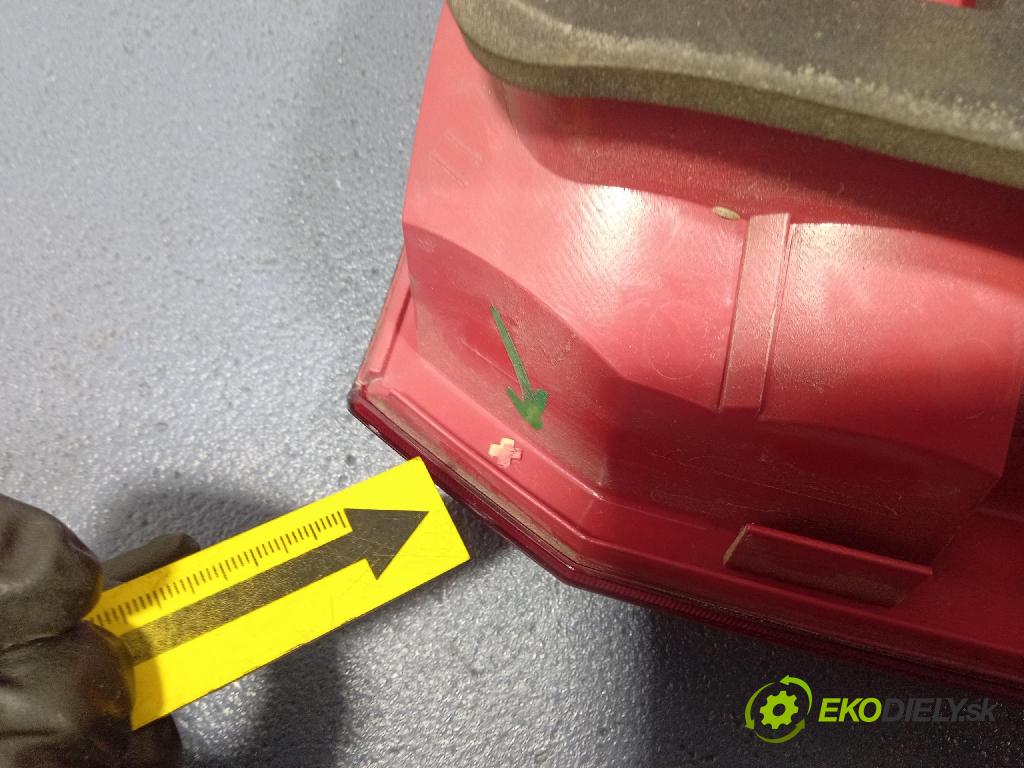 Audi A2 2000 svetlo / reflektor zad ľavá Vonkajsia: