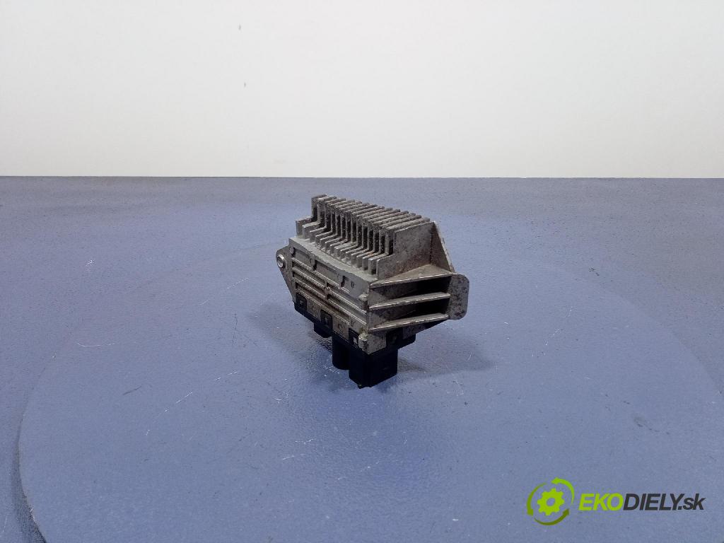 Audi A2 2000 riadiaca jednotka 8Z0959501