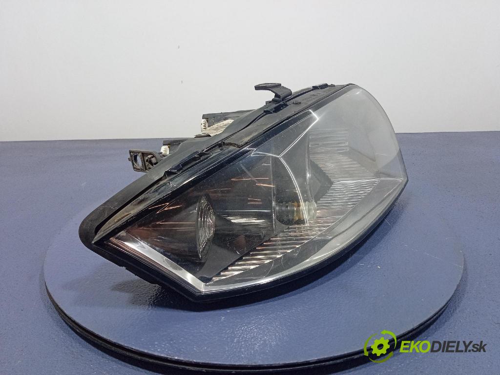 Audi A2 2000 Reflektor: v pravo: 8Z0941004H