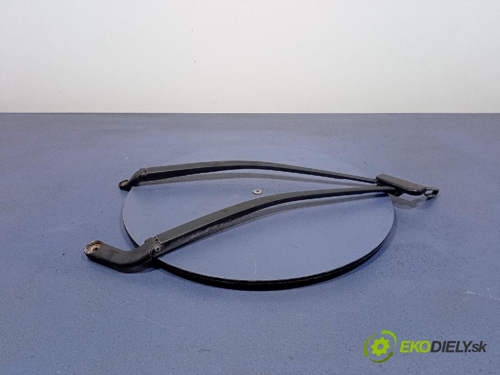 Audi A2 2000 Rameno: Stierače: Predné