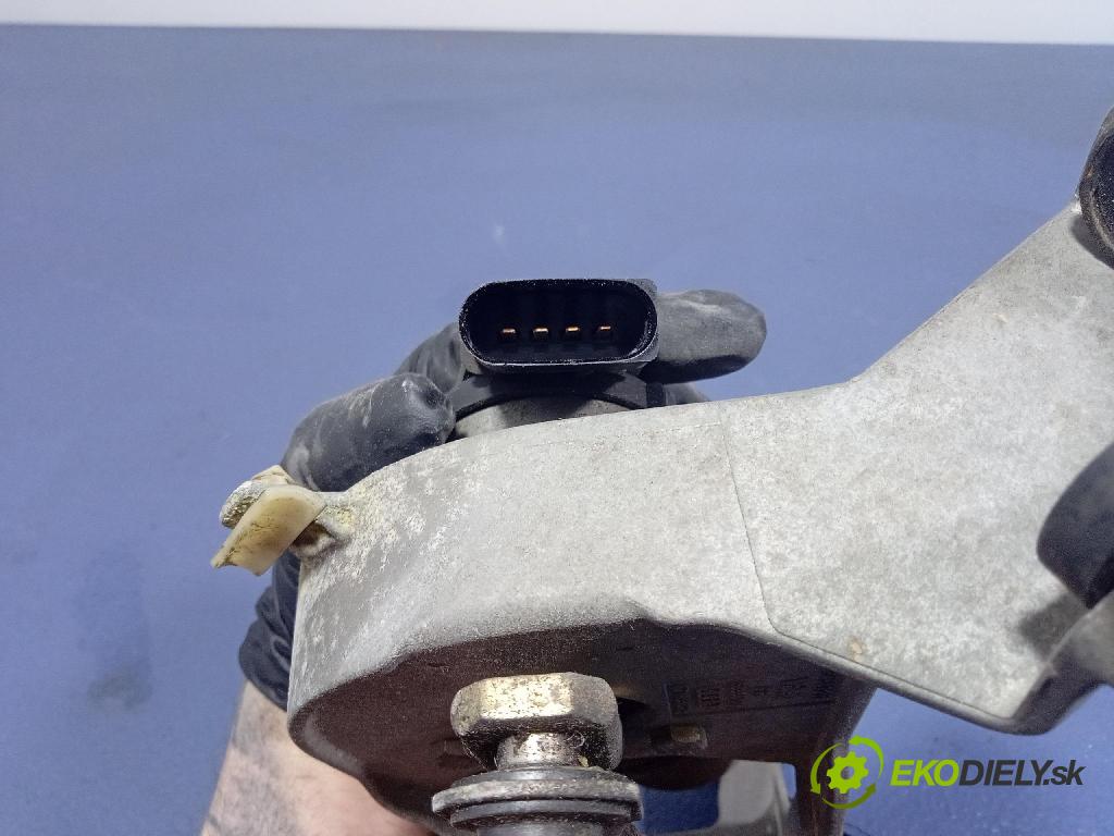 Audi A2 2000 mechanizmus motor: Stierače: Predné 8Z1955023