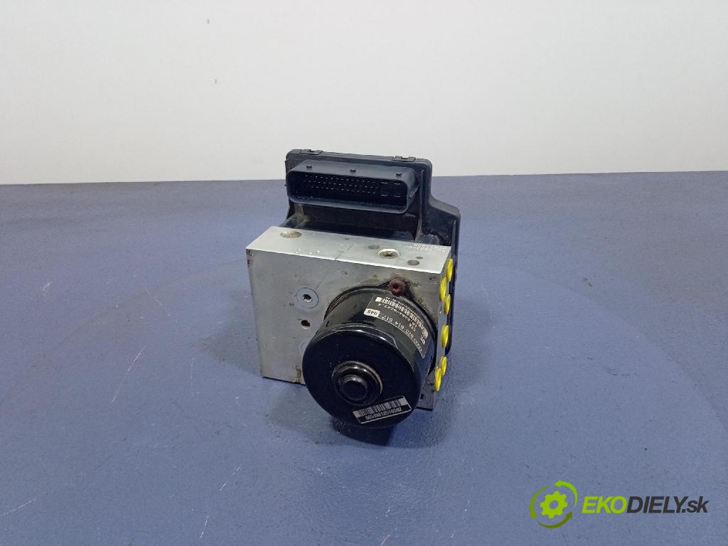 Audi A2 2000 čerpadlo ABS x 8Z0907379A