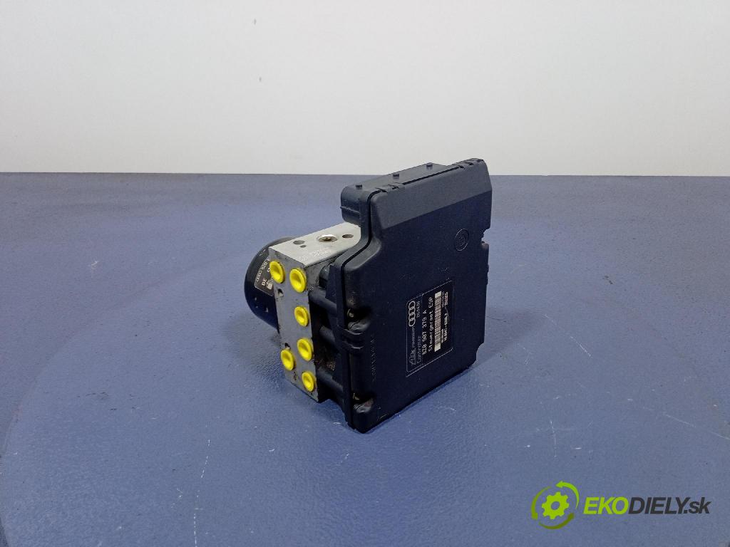 Audi A2 2000 čerpadlo ABS x 8Z0907379A