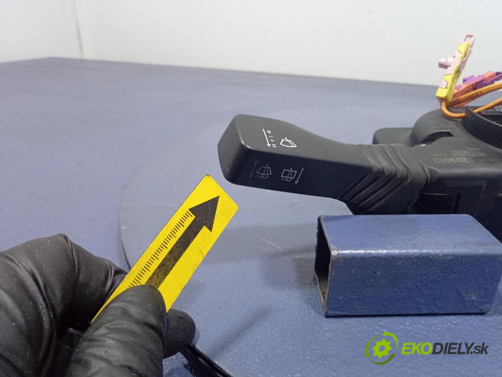 Opel Zafira 2006 prepínač Komplex: 13177916