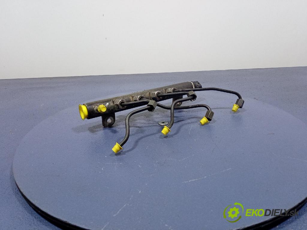 Opel Zafira 2006 lišta Zásobování 55200251